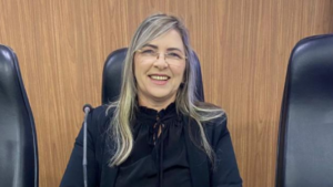 Ana Viana se pronuncia sobre crise em Tangará