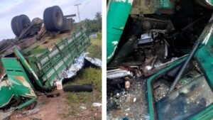 Caminhão de reciclagem capota em Estrada de São Paulo do Potengi 