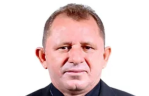 Live da Sessão da Câmara Municipal de Barcelona é Interrompida