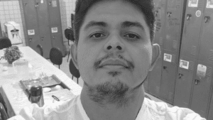 O que se sabe sobre o  professor encontrado morto no calçadão de Ponta Negra
