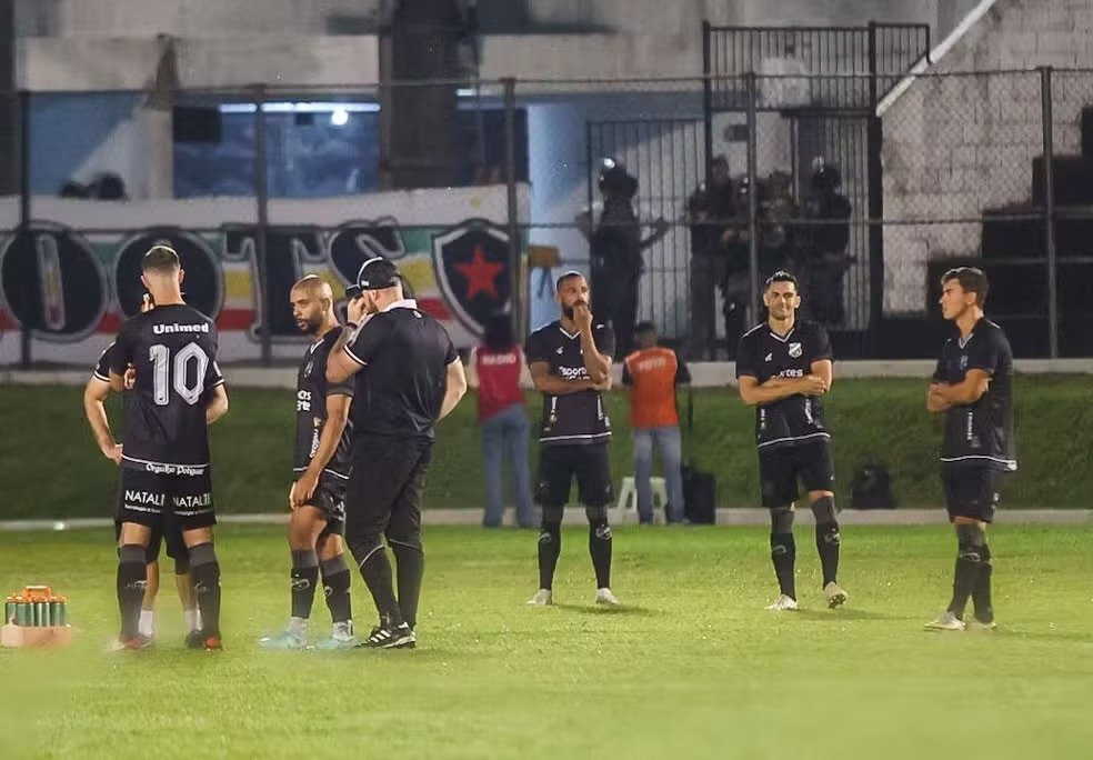 América e ABC saem sem vitórias da terceira rodada do Nordestão e amargam lanterna em seus grupos