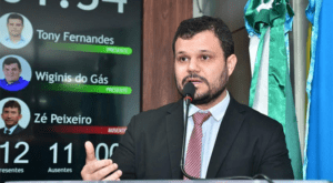 Tony Fernandes vai aceitar rebaixamento político ?