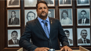 Élcio Pontes faz balanço de seu mandato legislativo em Santa Cruz