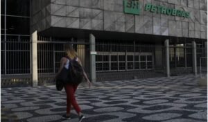 Programa Petrobras Jovem Aprendiz vai abrir mais de mil vagas