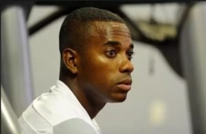 STJ decide que ex-jogador Robinho deve cumprir pena no Brasil