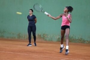 Victoria Barros: Promessa do tênis brasileiro é lapidada por ex-técnico de Serena Williams