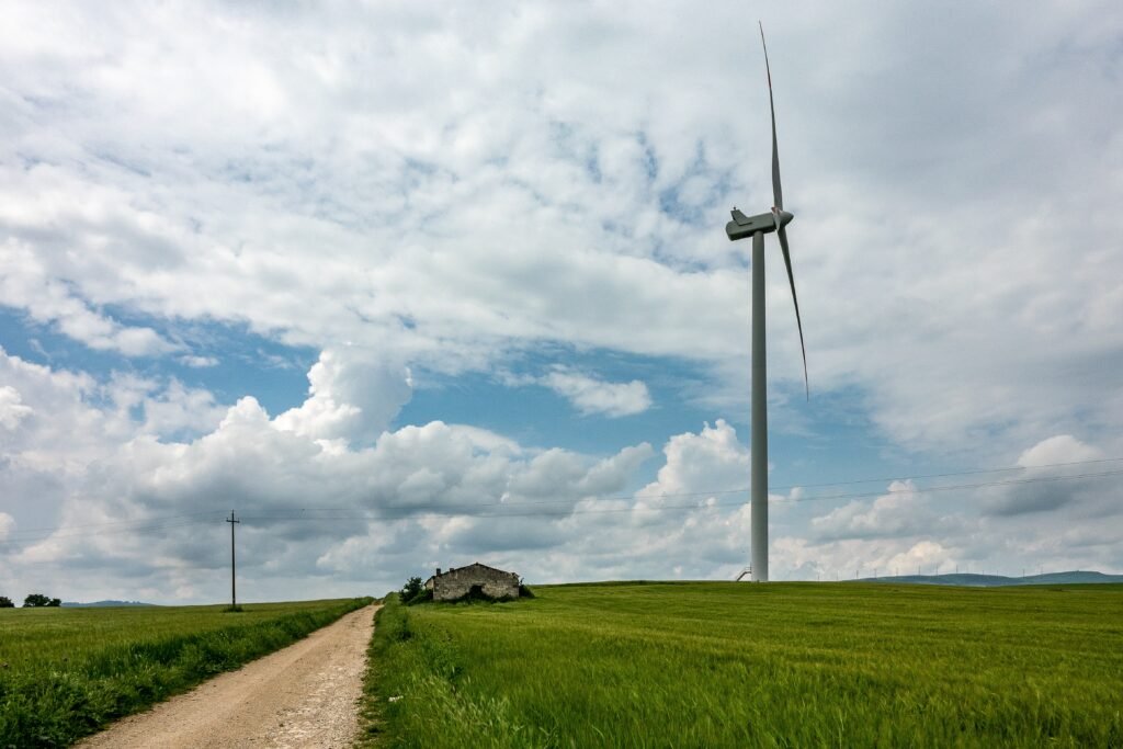 Empresa de energia eólica é condenada a indenizar potiguar por poluição sonora