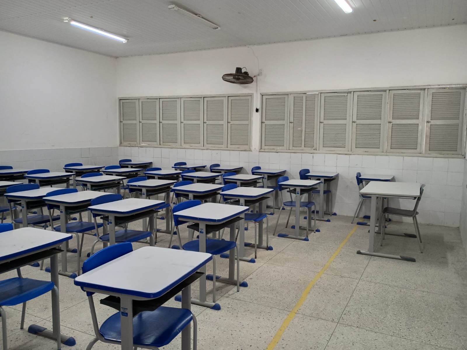 Escola Estadual Dulce Wanderley: do sonho do ar-condicionado ao pesadelo da sauna