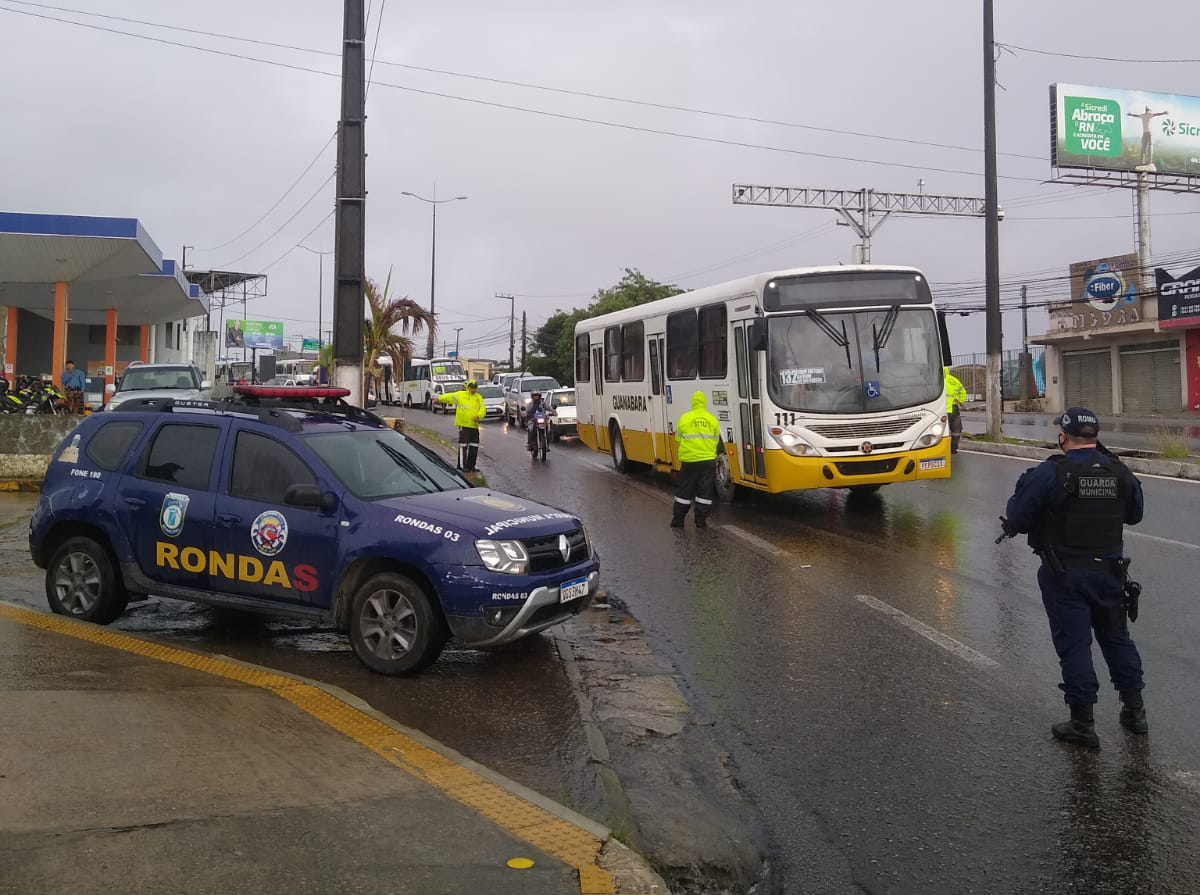 Intervenções viárias na Praia do Meio e Av. Salgado Filho neste domingo