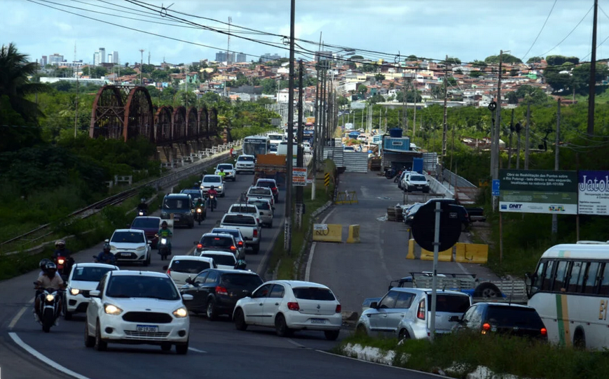 Obra de recuperação da Ponte de Igapó completa um ano