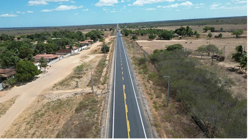 Governadora Fátima Bezerra inaugura RN-401