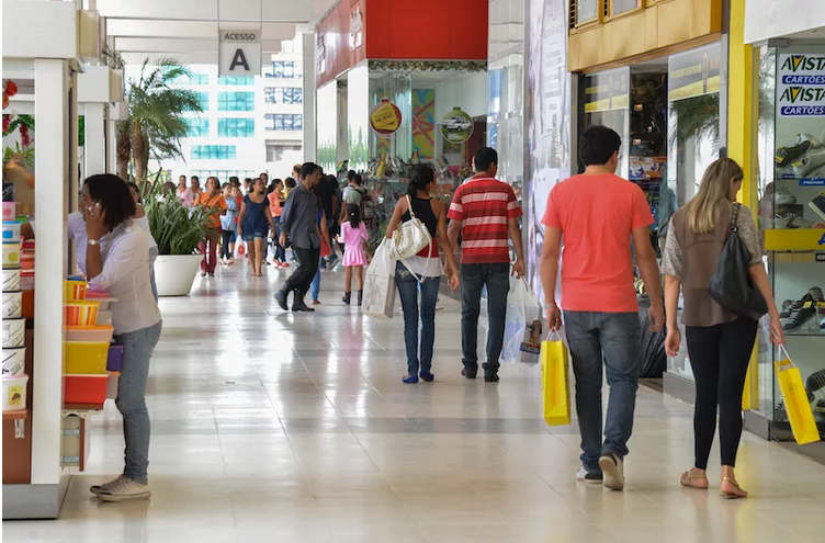 Saiba como funcionará o comércio no feriado desta quinta-feira