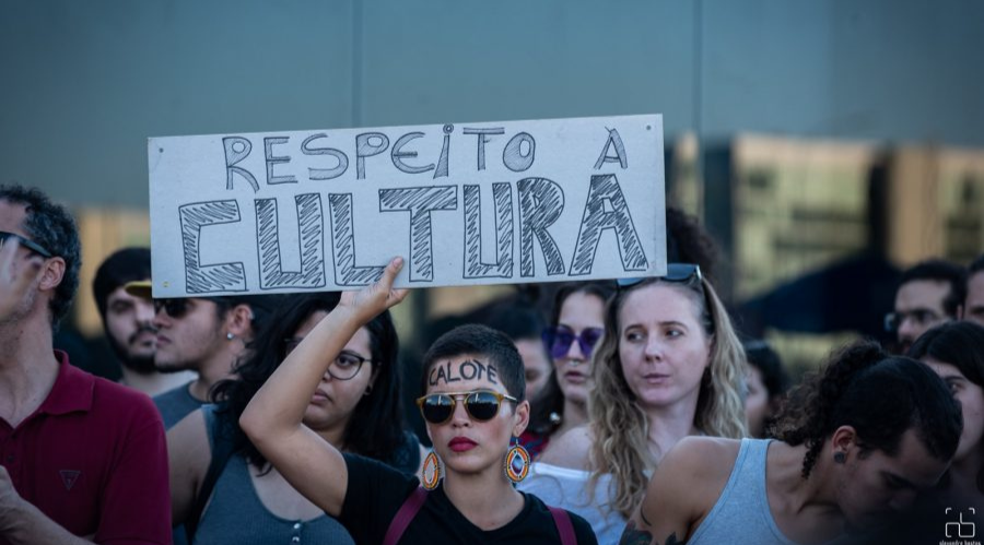 Com a Cultura asfixiada, artistas de São Gonçalo sofrem boicote da gestão municipal