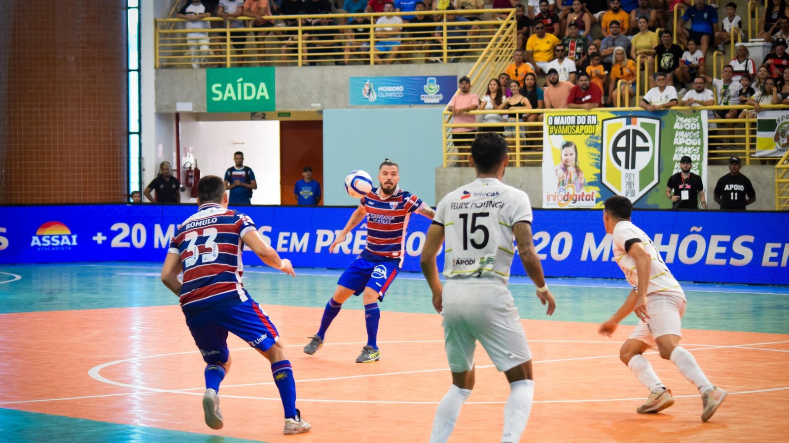 Apodi e Fortaleza empatam no 1º duelo da final do Brasileiro de Futsal