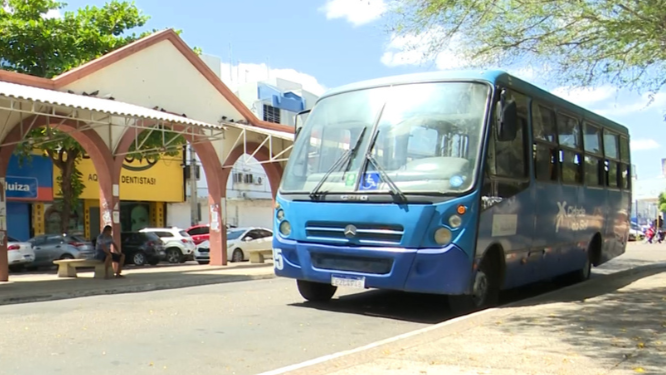 Após acordo com sindicato, transporte coletivo funcionará nesta sexta-feira (13)