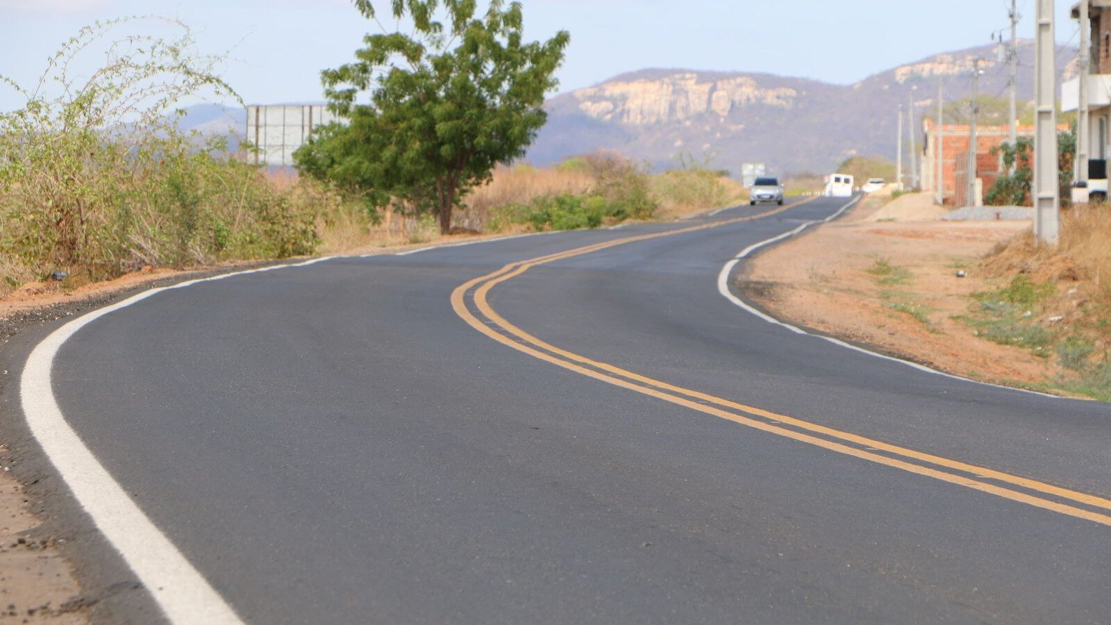 Trecho da rodovia RN-177, entre Pau dos Ferros e São Miguel, é entregue completamente restaurado