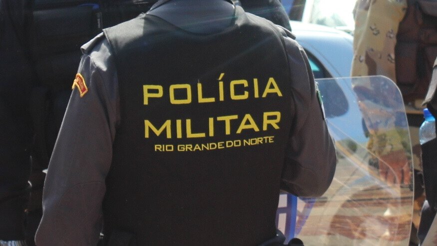 Policiais prendem homem durante patrulhamento na zona leste de Mossoró