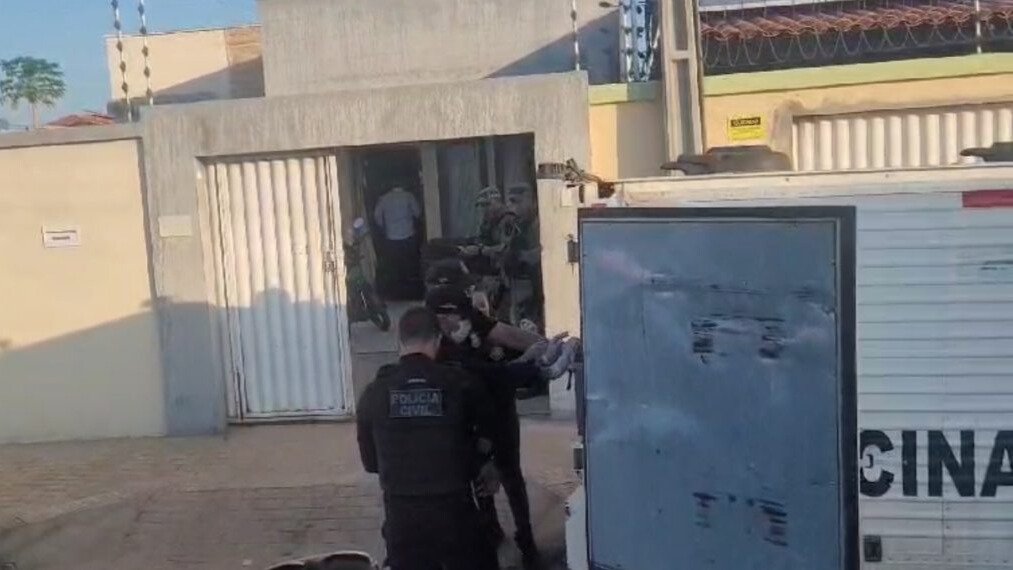 Homem tem casa invadida em Mossoró, e é executado por quatro homens dentro do local