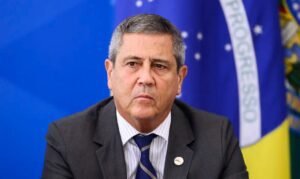 Maioria do STF condena Braga Netto por abolição do estado de Direito