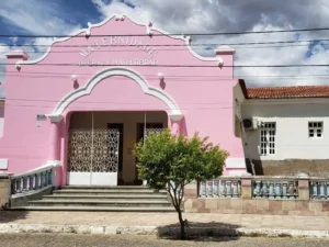 Justiça mantém condenação e Parelhas deve indenizar em R$ 400 mil paciente que perdeu olho após mutirão