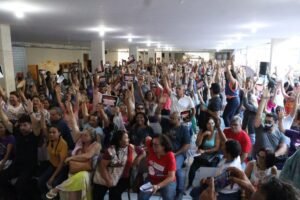 Professores da rede municipal de Natal paralisam aulas nesta terça-feira