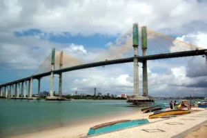 Ministro anuncia publicação do edital de licitação das defensas da ponte Newton Navarro