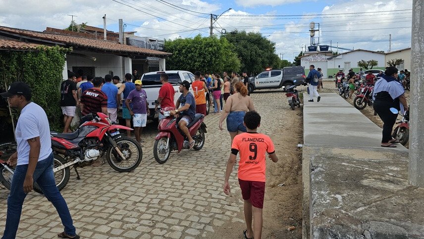 Homem é morto na manhã desta sexta (25) no centro de Baraúna