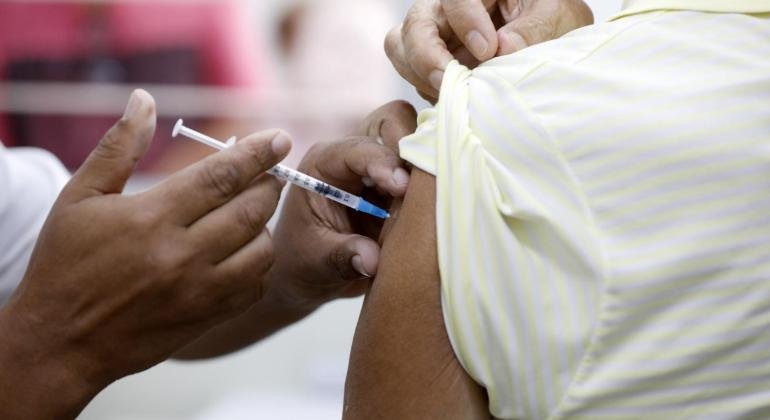 Natal e Mossoró ampliam vacinação contra Influenza para toda a população a partir desta terça (20)