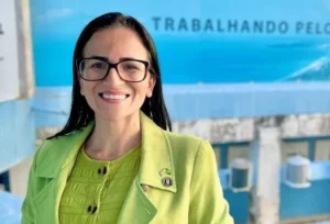 Vereadora de Natal defende submissão à soberania dos EUA em discurso