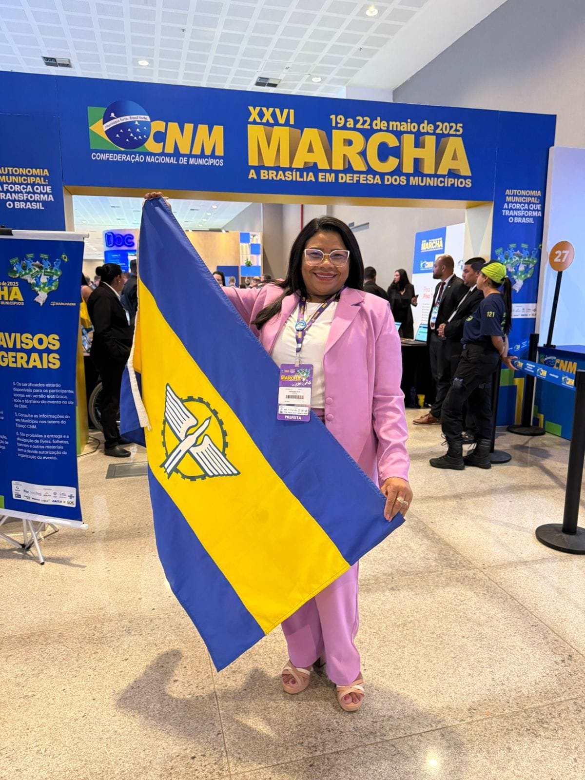 Prefeita Nilda Cruz reforça protagonismo feminino e busca recursos em Brasília na XXVI Marcha dos Prefeitos