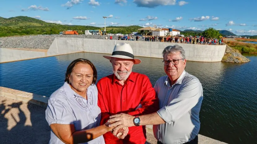 Governo Federal entrega primeiro trecho do Ramal do Apodi que levará água para 750 mil pessoas entre PB e RN