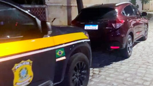 PRF prende em Mossoró homem suspeito de receptação de veículo roubado