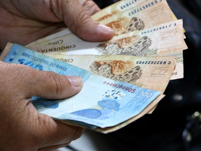 Governo do RN paga salário de maio aos servidores estaduais nesta sexta-feira (30)