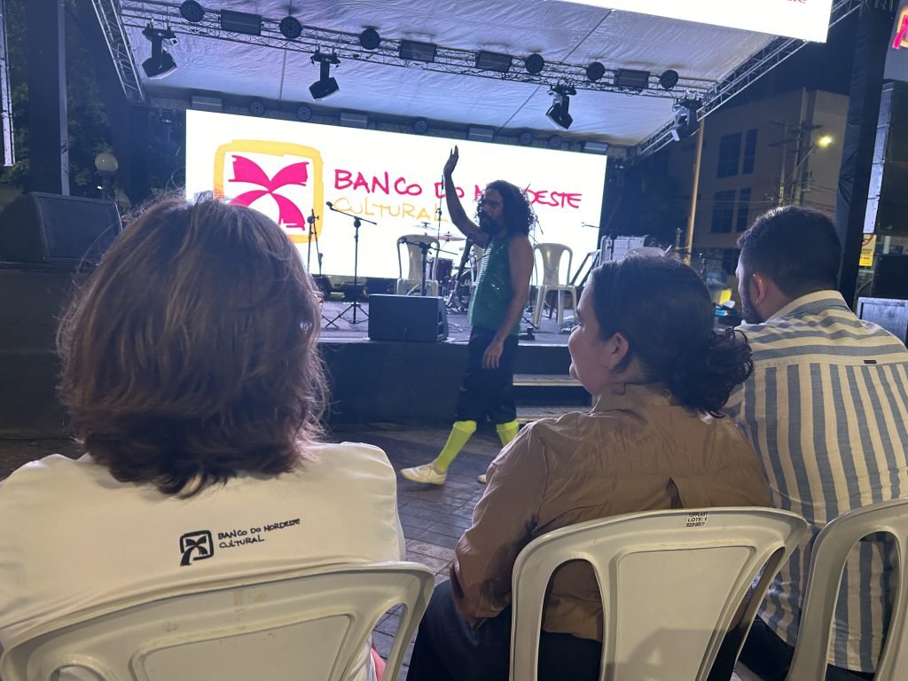 Uern recebe espetáculos teatrais gratuitos em parceria com o BNB Cultural