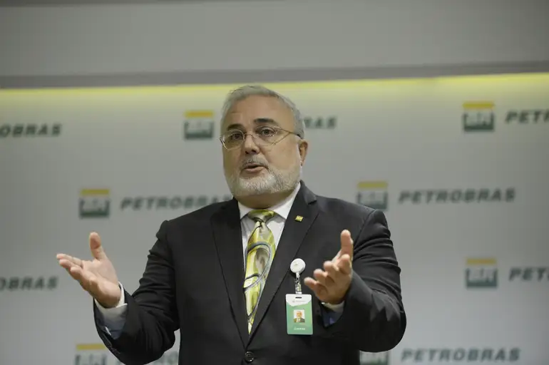 Jean Paul Prates defende retorno estratégico da Petrobras ao mercado de etanol