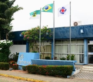 Governo do RN isenta maiores de 65 anos de taxas de renovação da CNH