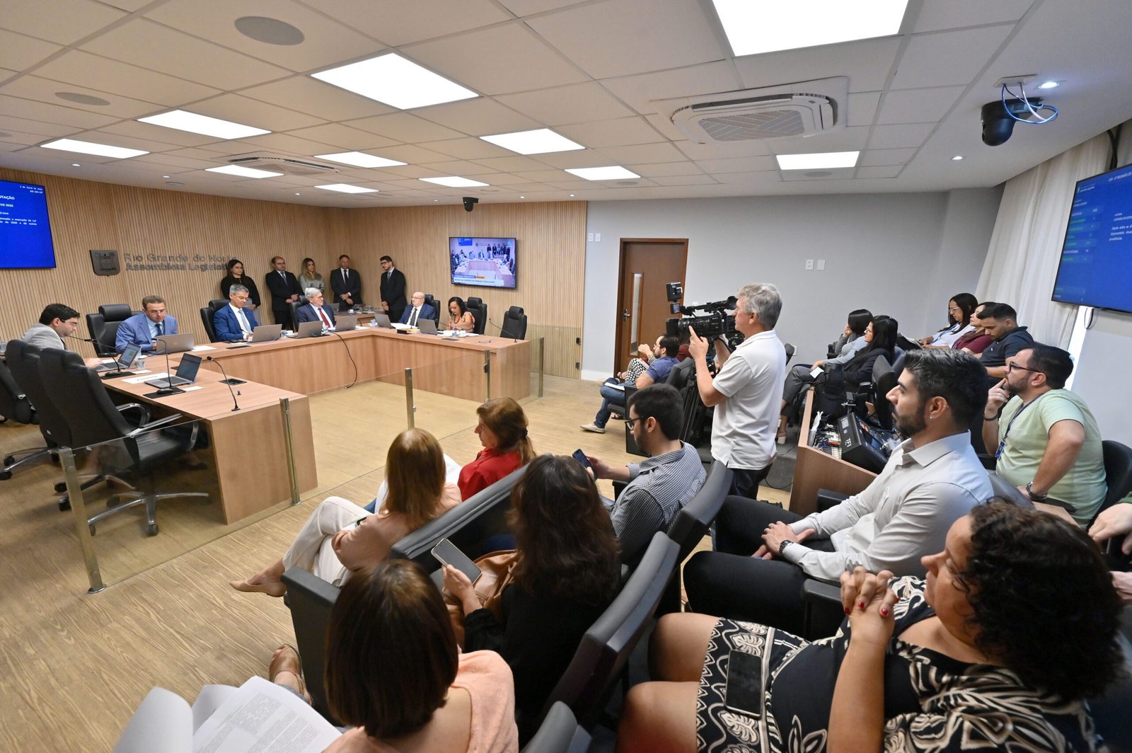 Comissão de Finanças da ALRN aprova projeto da LDO 2026