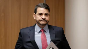 Governo dos Estados Unidos revoga visto do advogado-geral da União