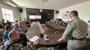 PM mobiliza mais de 600 policiais para jogo entre América e Santa Cruz na Arena das Dunas