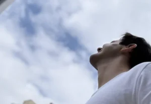 Após 22 dias de internação, Rafael Motta recebe alta hospitalar