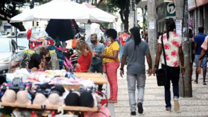 Informalidade já representa 585 mil, quase a metade dos trabalhadores do RN, segundo o IBGE