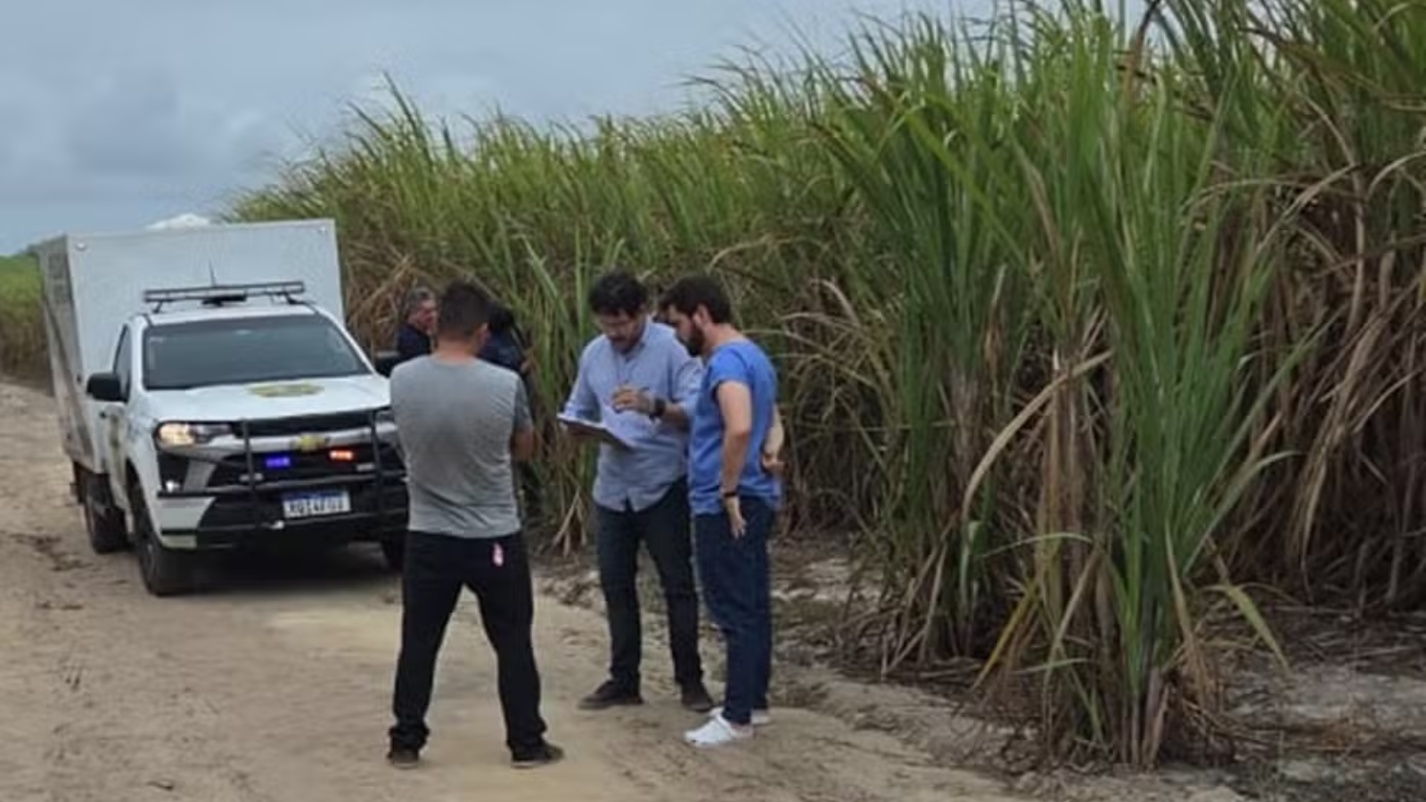 Empresário é encontrado morto com parte do corpo carbonizado no litoral do RN; três suspeitos são presos