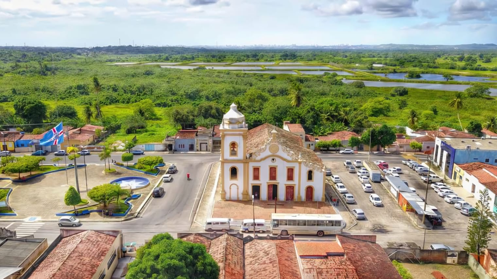 São Gonçalo comemora Emancipação Política com iluminação natalina, shows, homenagens, premiações e lançamento de livro