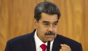“Sigo sendo o presidente da Venezuela”, diz Maduro em tribunal, além de se declarar prisioneiro de guerra