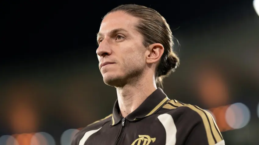 Fim da passagem: Flamengo demite Filipe Luís do comando técnico