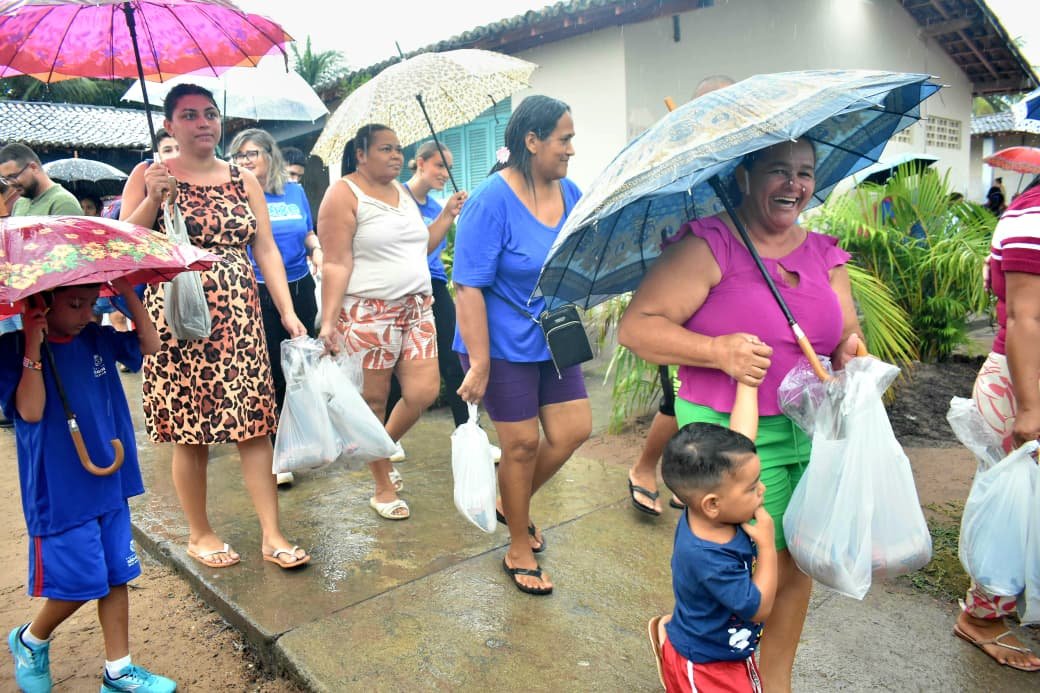 TRADIÇÃO GARANTIDA: São Gonçalo mobiliza força-tarefa para distribuição de 30 toneladas de peixe e 20 toneladas de arroz