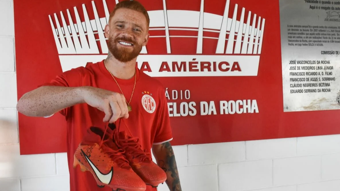 América-RN perde seu camisa 8: Souza anuncia aposentadoria aos 38 deixando legado no futebol potiguar