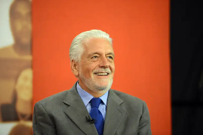 PF intima Jaques Wagner para depor sobre suspeitas envolvendo o Banco Master
