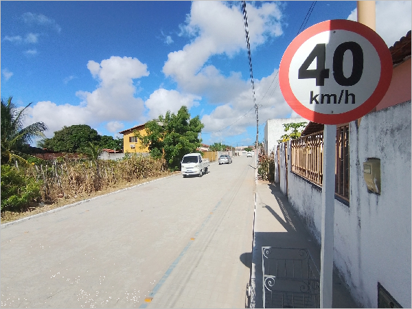 Prefeitura de São Gonçalo entrega duas ruas pavimentadas e com iluminação em LED no Novo Santo Antônio